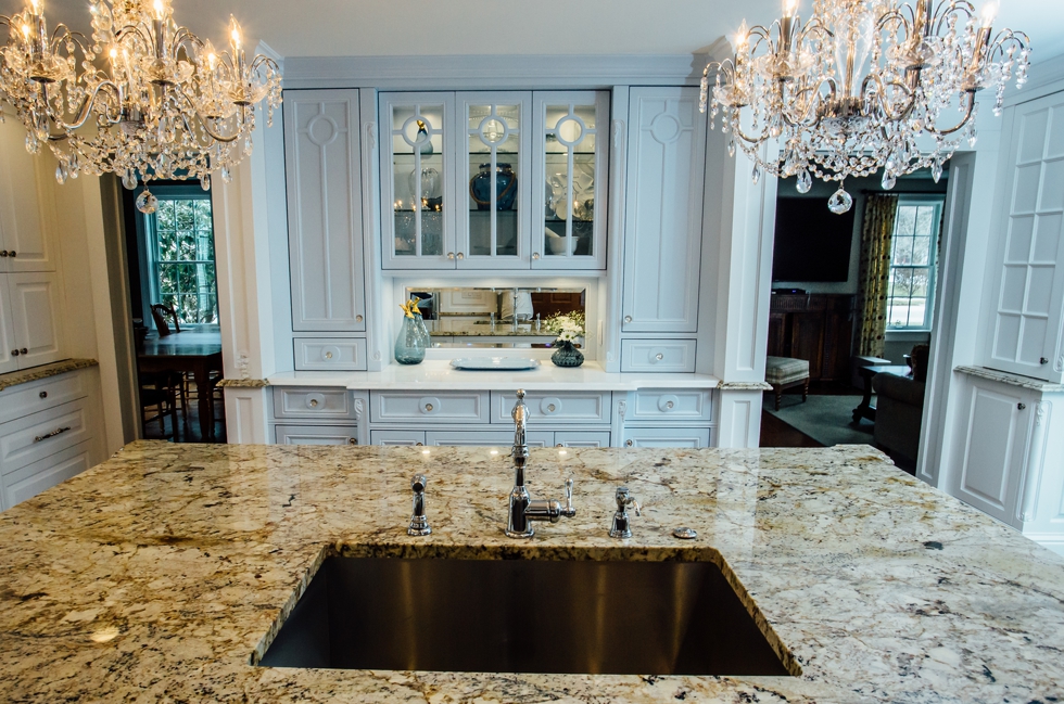 Elite Designs International - Custom Cabinetry & Millwork, specializing in kitchen cabinetry, bath vanities, dens, home office, commercial trim millwork and more. Elite Designs International serves the Buffalo & Western New York area including, Fredonia, Williamsville, Lockport, Hamburg, Orchard Park, Lancaster, Tonawanda, & more! 